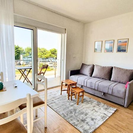 Olav Holiday Apartments Bar Bagian luar foto