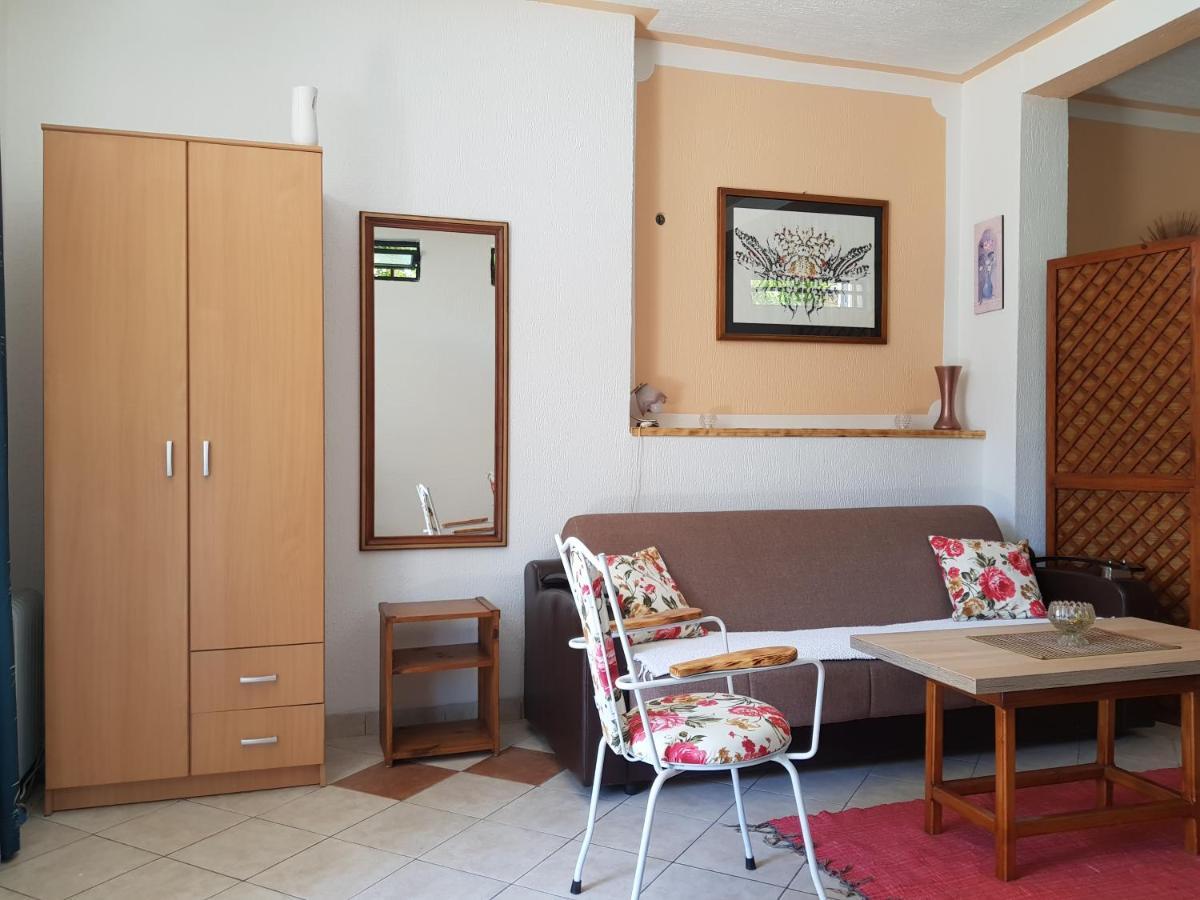 Olav Holiday Apartments Bar Bagian luar foto