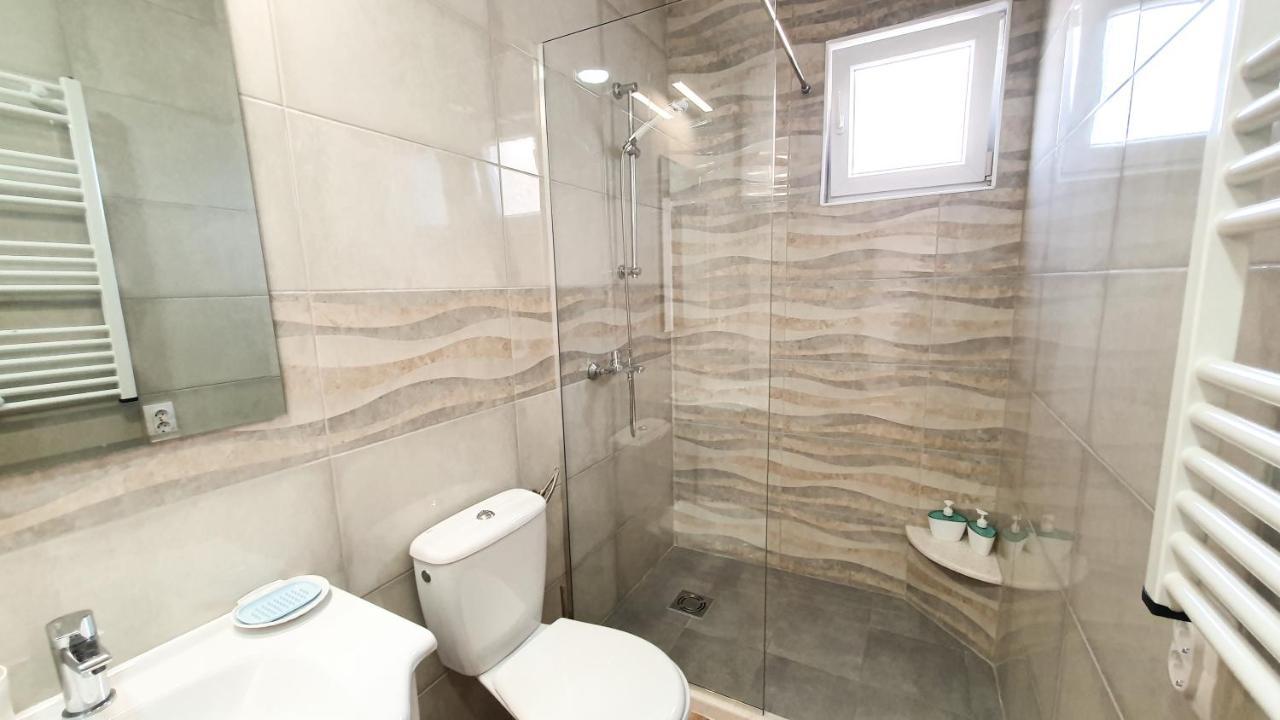 Olav Holiday Apartments Bar Bagian luar foto
