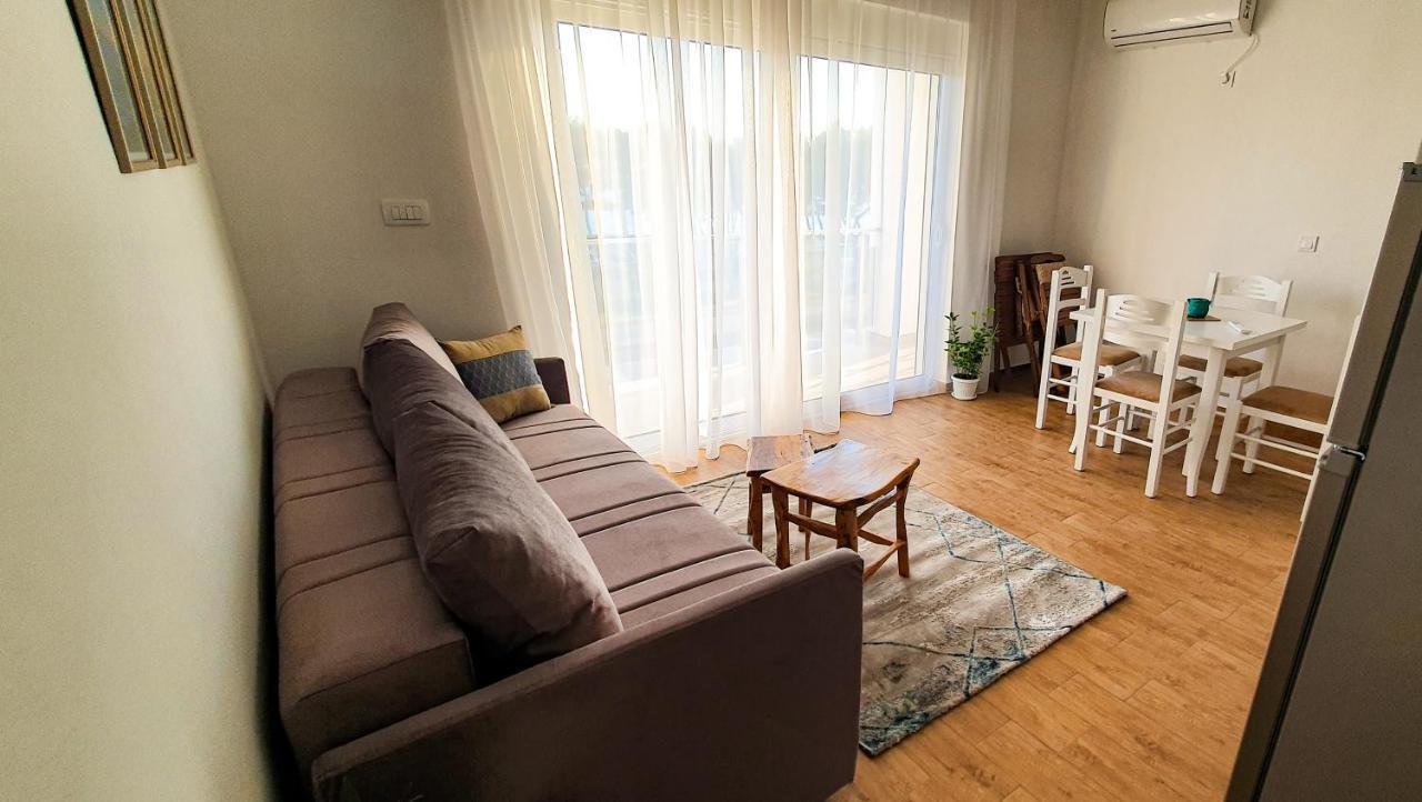 Olav Holiday Apartments Bar Bagian luar foto