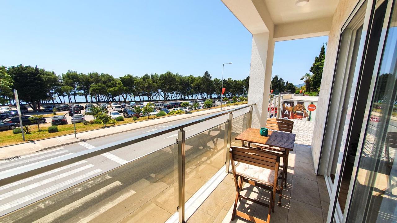 Olav Holiday Apartments Bar Bagian luar foto