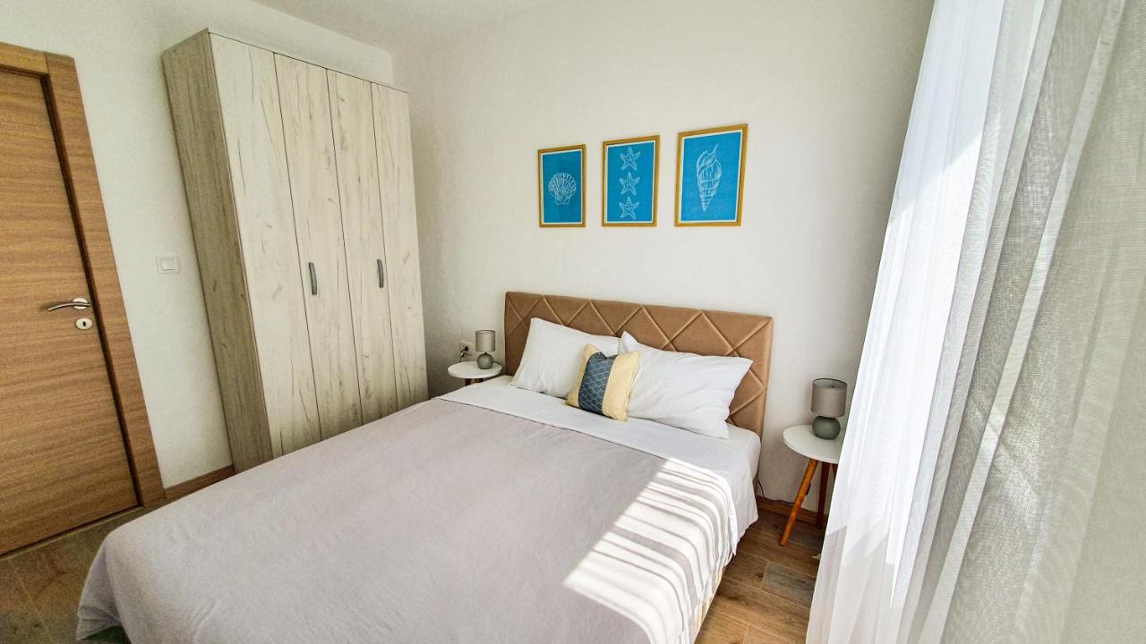 Olav Holiday Apartments Bar Bagian luar foto